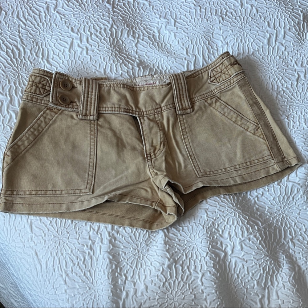 Abercrombie & Fitch Tan Women Shorts